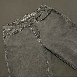 Signature Levi Strauss Women’s Modern Skinny Relaxed Jeans W30 L30